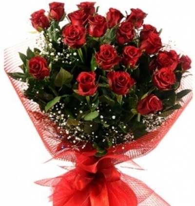 papatya kutusunda aşkın baş harfi Çiçeği & Ürünü 21 Kırmızı Gül Buketi 