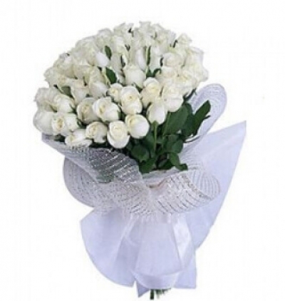 papatya kutusunda aşkın baş harfi Çiçeği & Ürünü 41 Beyaz Gül Buketi 