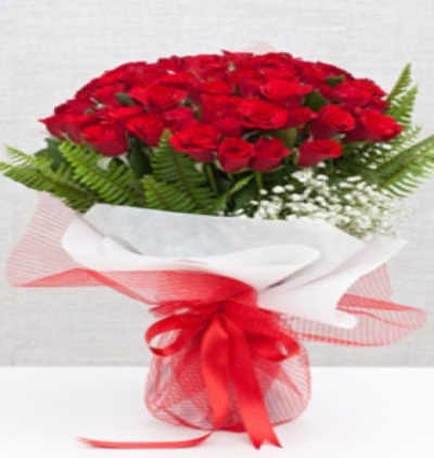 vazoda 15 kırmızı gül Çiçeği & Ürünü 51 Gül Buketi 