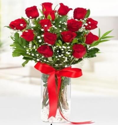 seramikte kırmızı güller ve lilyumlar Çiçeği & Ürünü Kırmızı Gül aranjmanı 